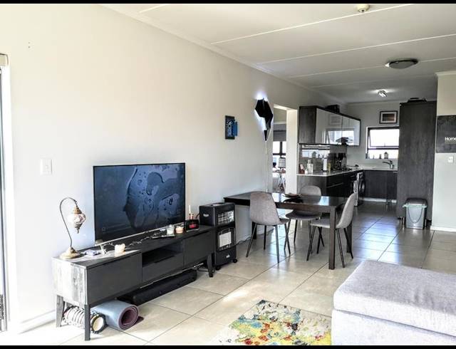 2 BEDROOM PROPERTY TO RENT IN SANDOWN